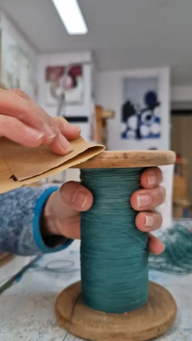 Preparant cosetes☺️
#artcontemporani #arttèxtil #nousprojectes